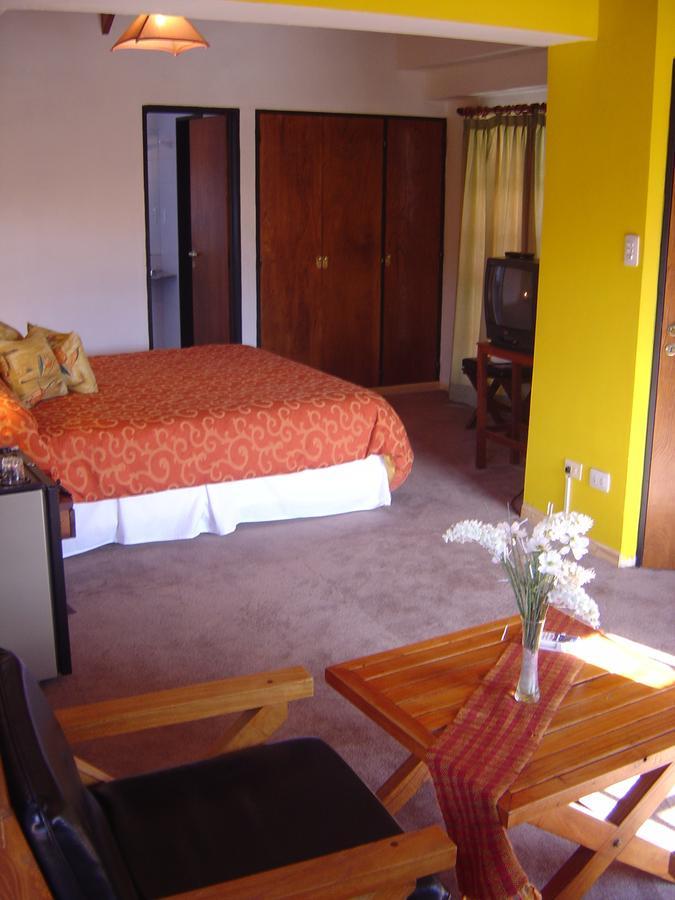 Kuntur Hotel Capilla del Monte Buitenkant foto